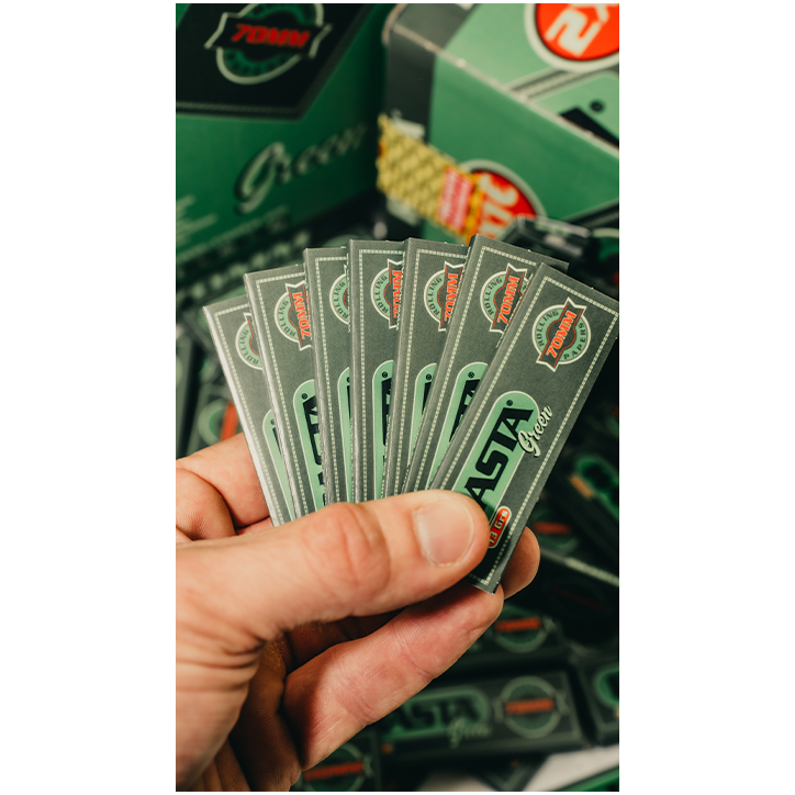 PAPEL 100 LIB. 2X1€ / 70MM VERDE 13 GRS. / EST: 100 UND / EMB: 9 EST,